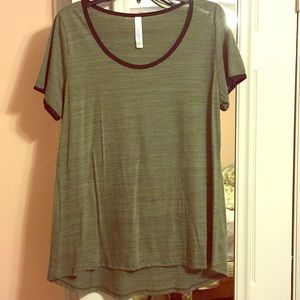 Lularoe Classic Tee